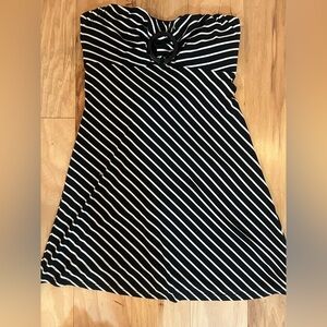 Brand new never worn without tags strapless